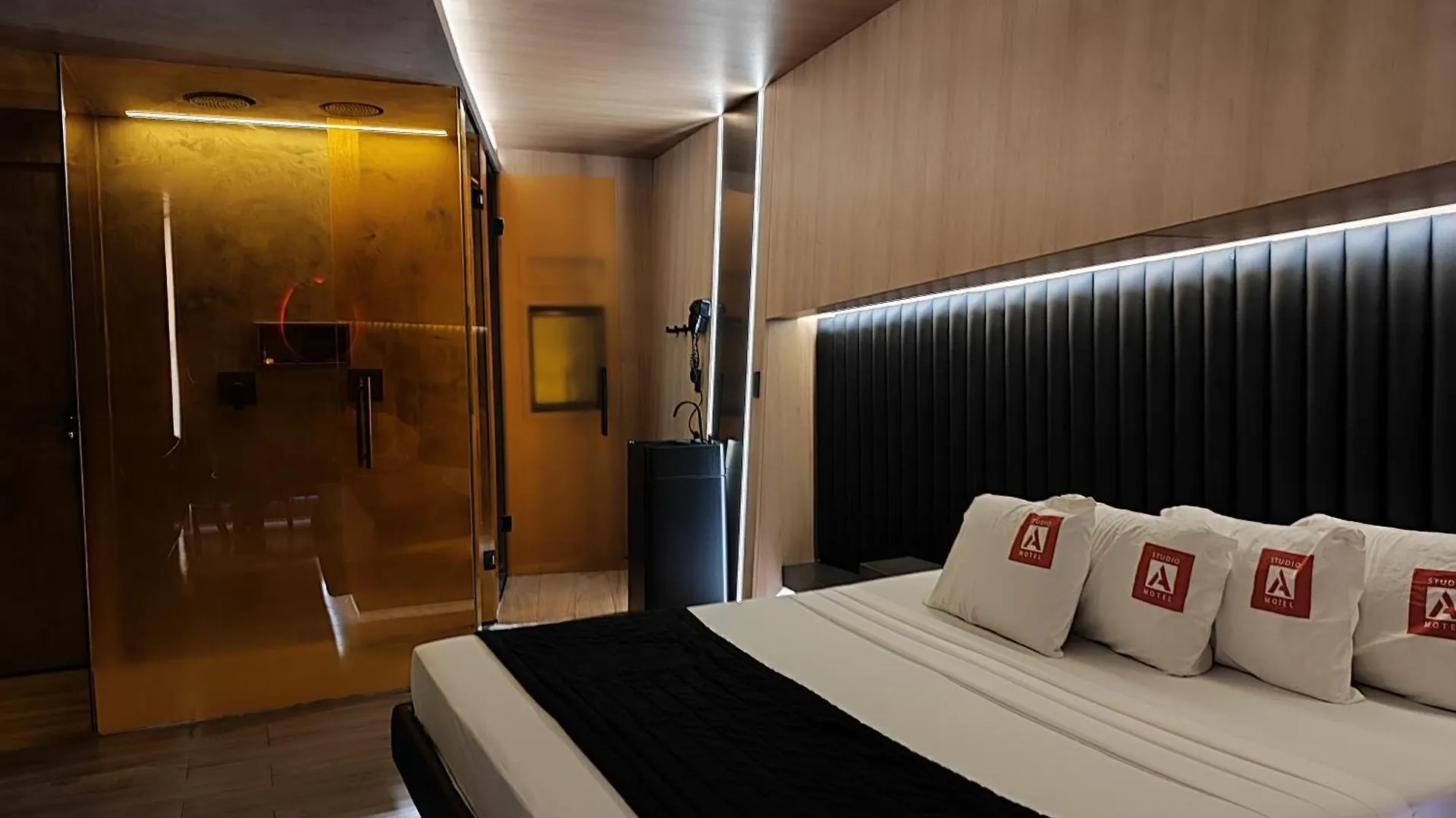 Motel Studio A 圣保罗 情趣酒店